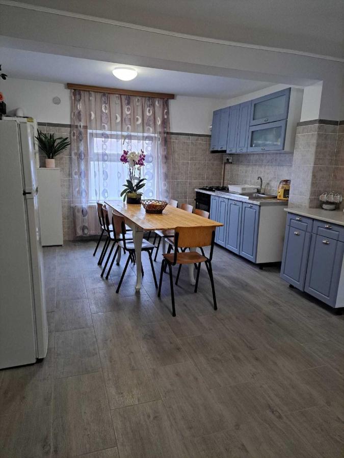 Muzicii 11 - Cozy Seaside Apartments Năvodari Kültér fotó